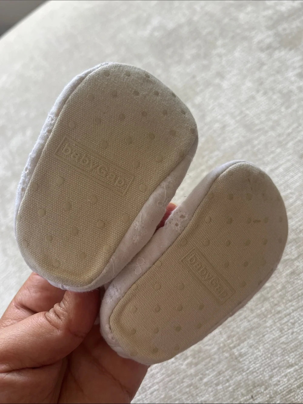 3 = $15 - GAP White Baby Girls Floral Bow Mary Jane Shoes - 3-6 months